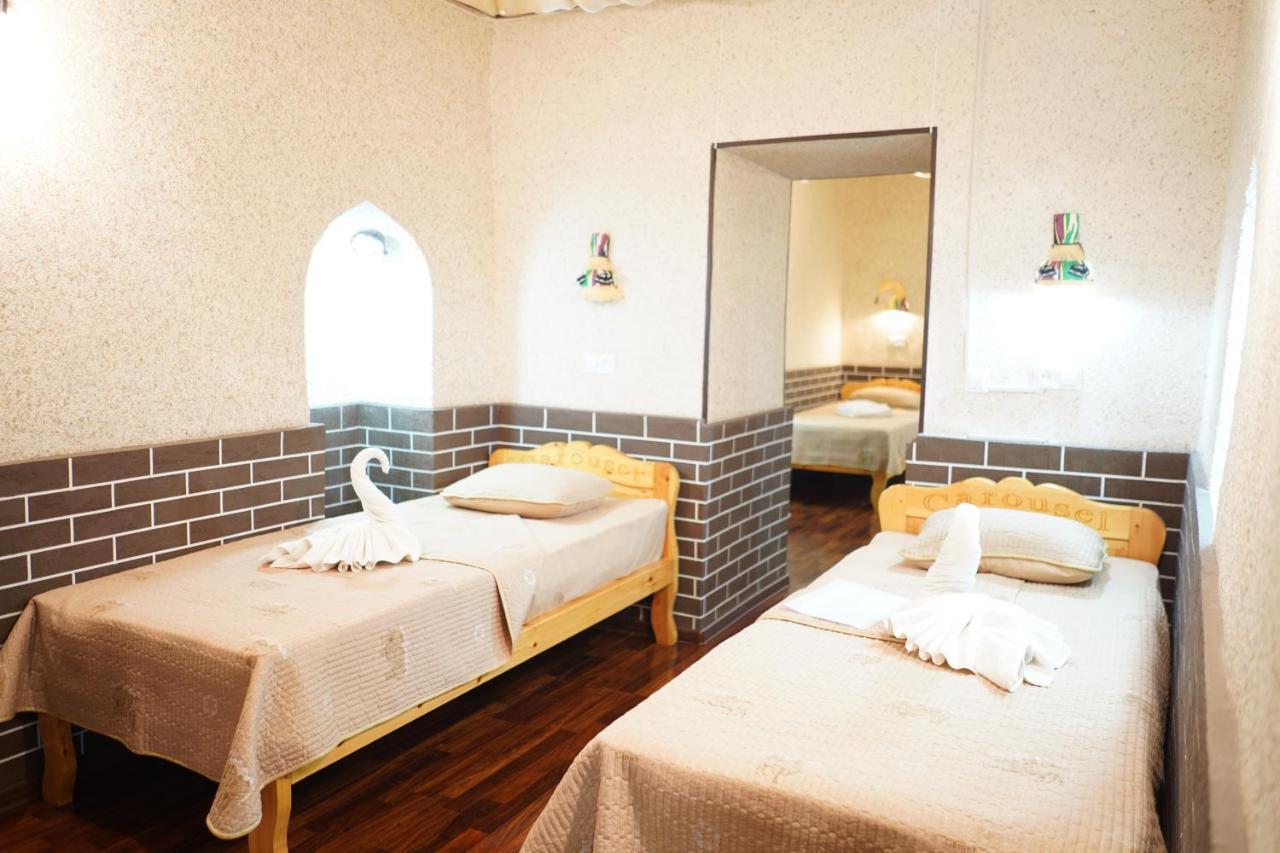 Carousel Hotel Khiva Luaran gambar