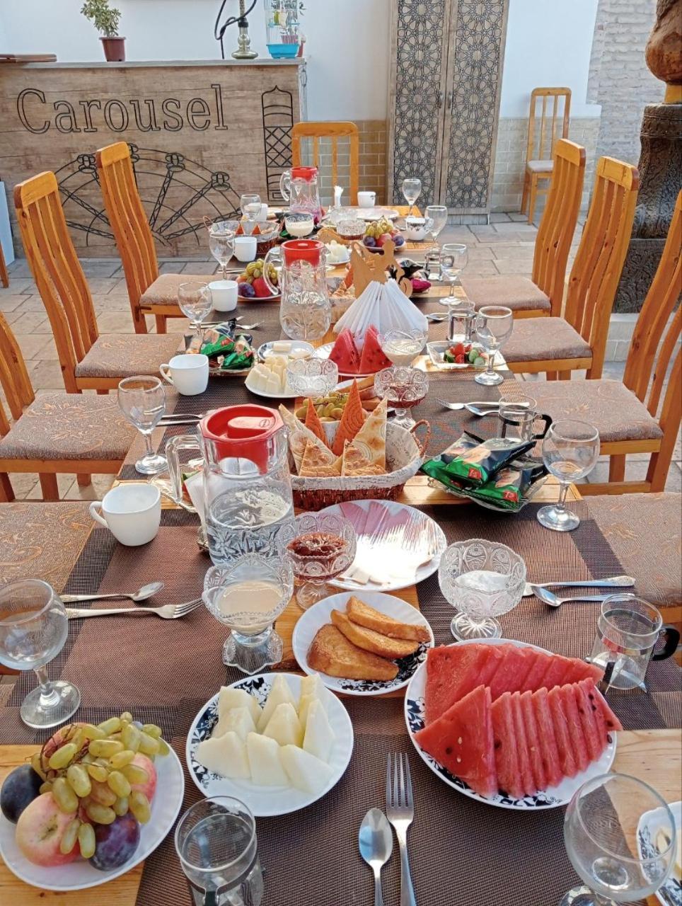 Carousel Hotel Khiva Luaran gambar